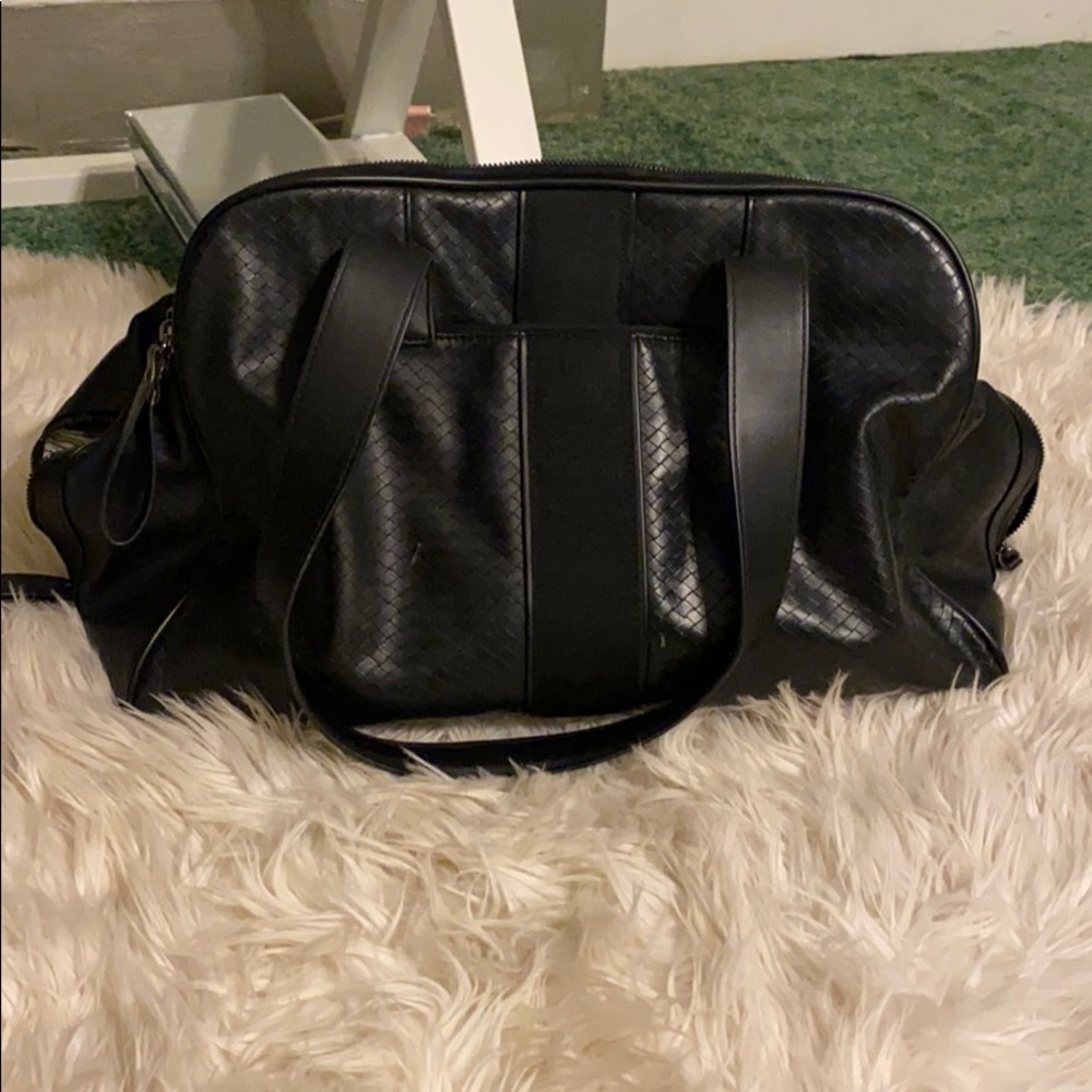 Lululemon - Picture 4 of 4